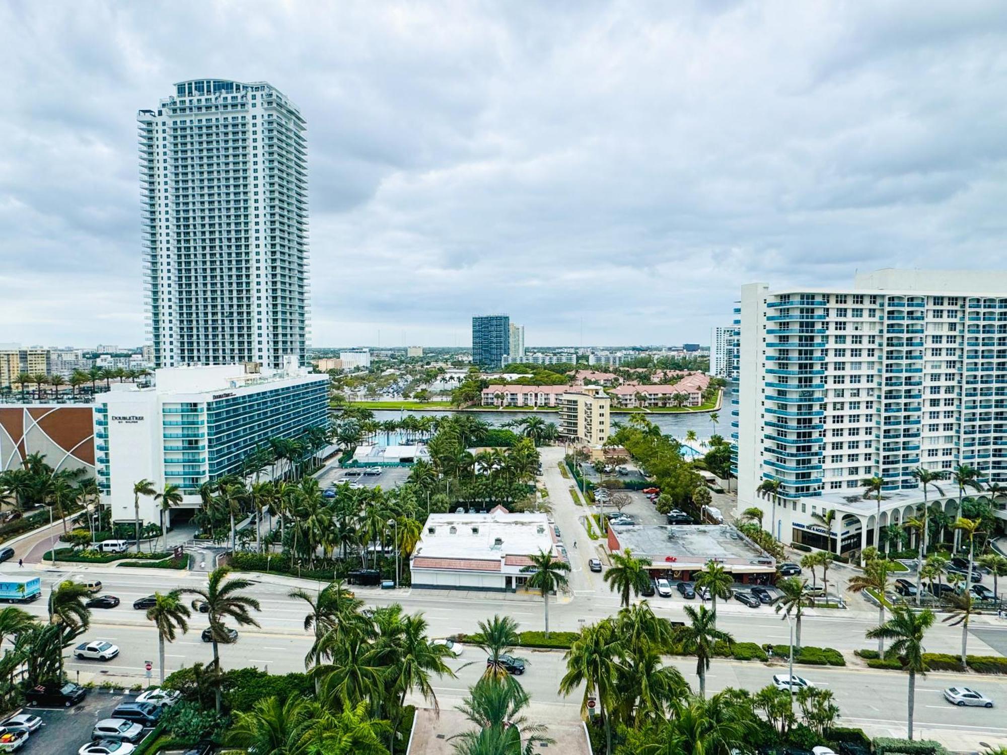 The Tides On Miami Hollywood Bay View Apartments 1B Buitenkant foto