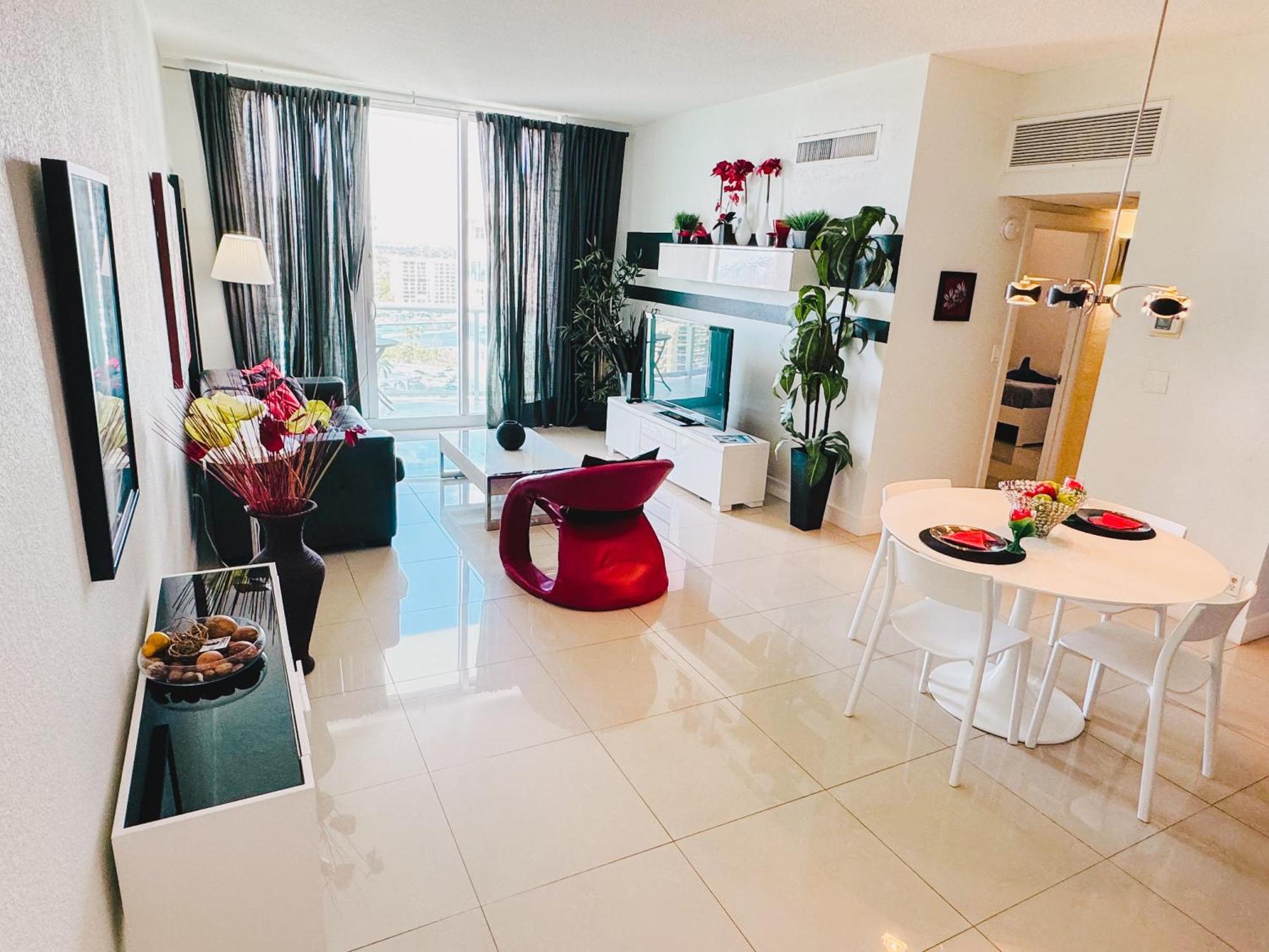 The Tides On Miami Hollywood Bay View Apartments 1B Buitenkant foto