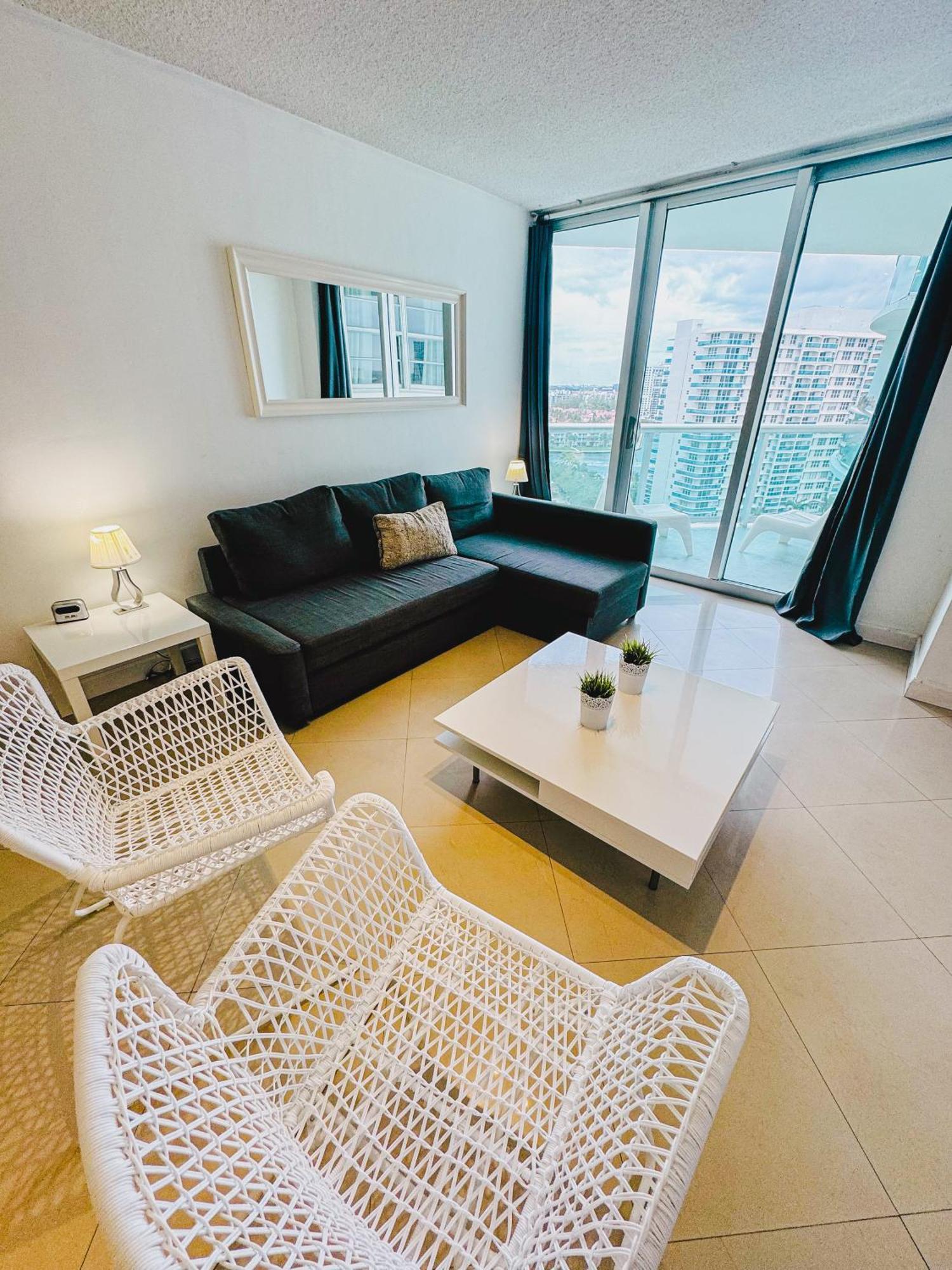 The Tides On Miami Hollywood Bay View Apartments 1B Buitenkant foto